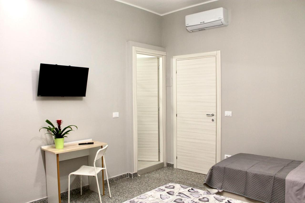 Charm Airport Bed & Breakfast Reggio di Calabria Dış mekan fotoğraf