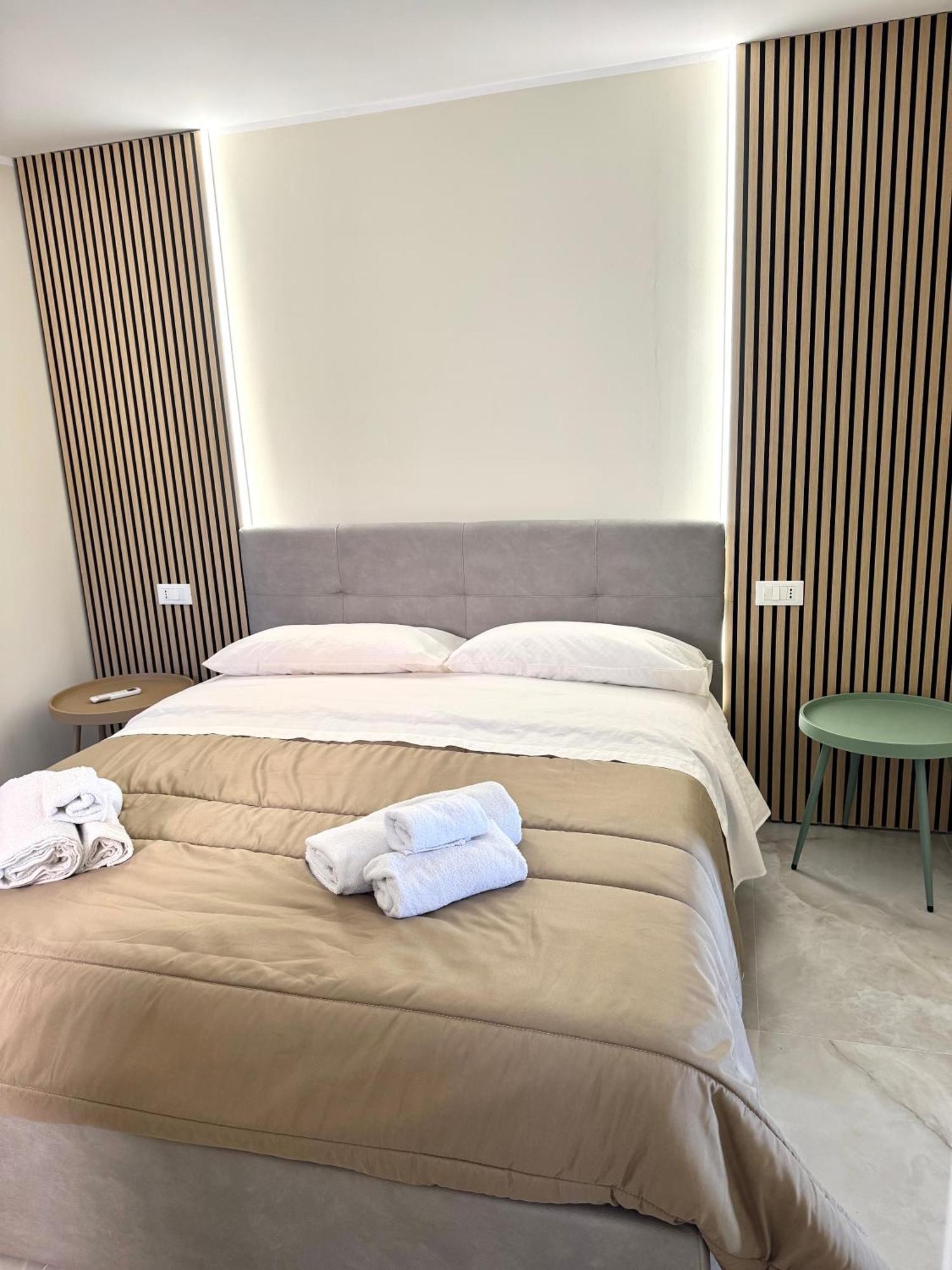 Charm Airport Bed & Breakfast Reggio di Calabria Dış mekan fotoğraf