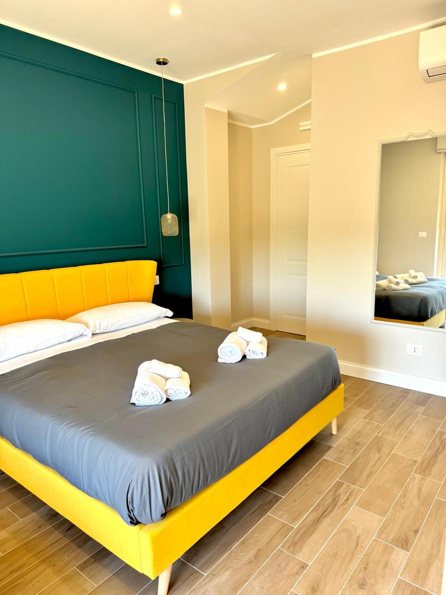 Charm Airport Bed & Breakfast Reggio di Calabria Dış mekan fotoğraf