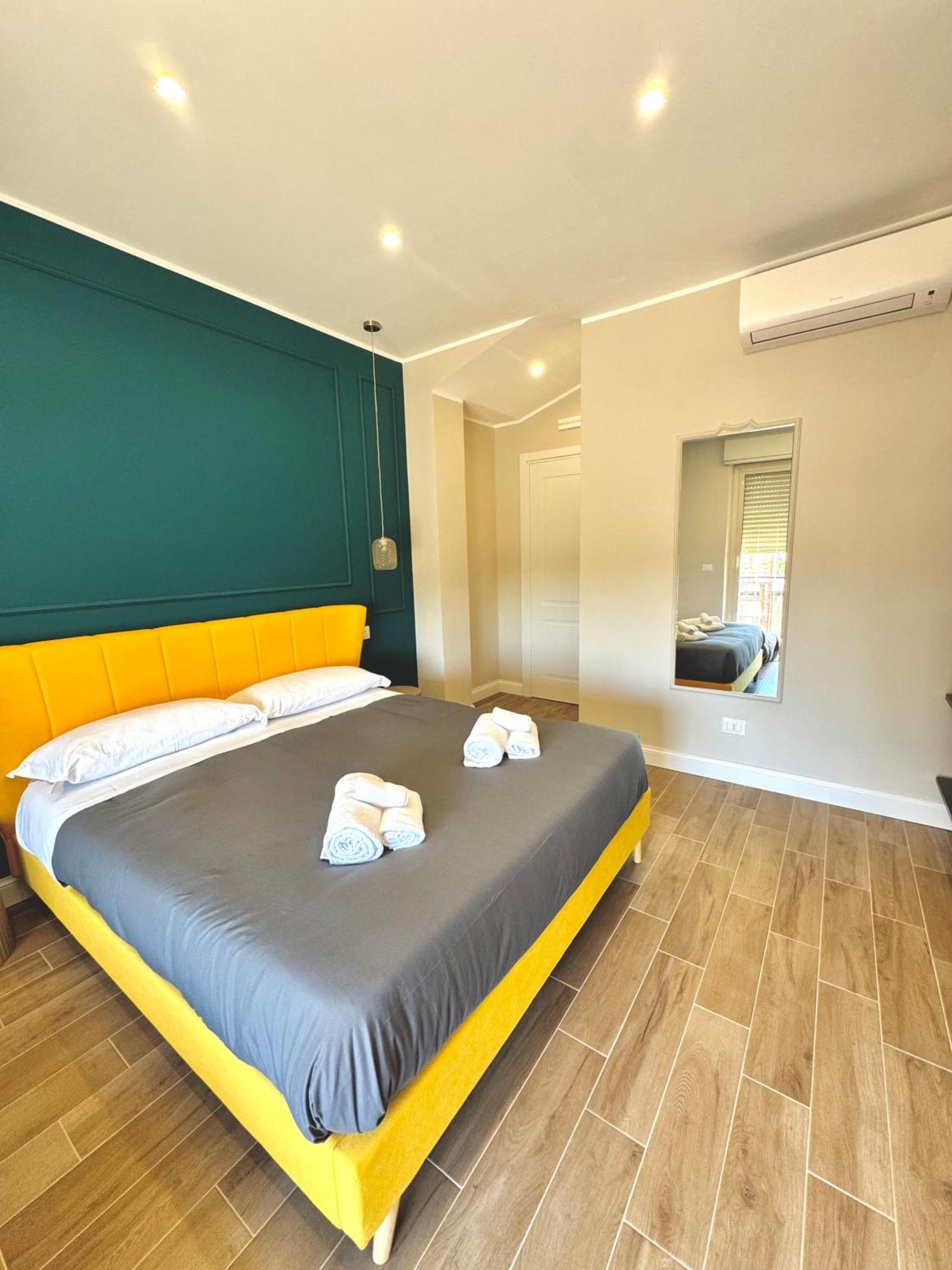 Charm Airport Bed & Breakfast Reggio di Calabria Dış mekan fotoğraf