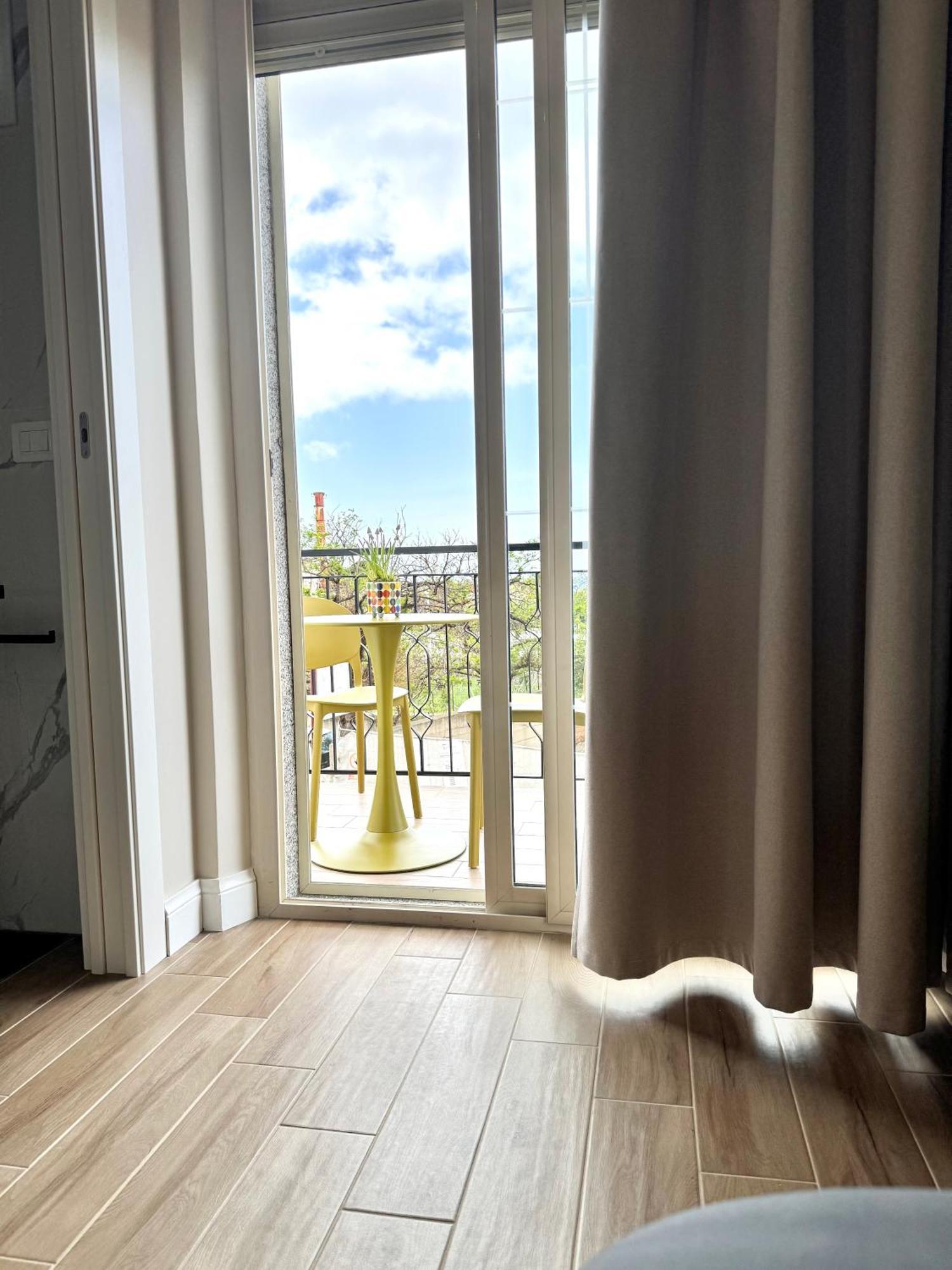 Charm Airport Bed & Breakfast Reggio di Calabria Dış mekan fotoğraf
