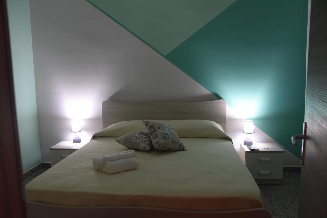 Charm Airport Bed & Breakfast Reggio di Calabria Dış mekan fotoğraf