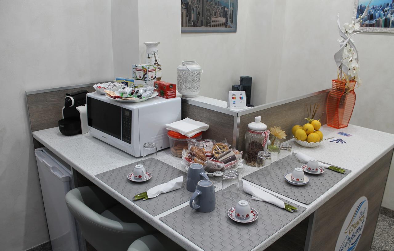 Charm Airport Bed & Breakfast Reggio di Calabria Dış mekan fotoğraf