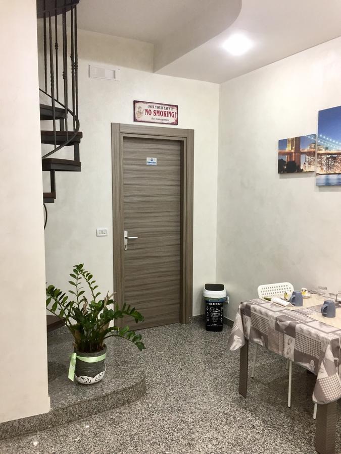 Charm Airport Bed & Breakfast Reggio di Calabria Dış mekan fotoğraf